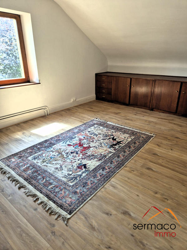 Maison - 334 m² - 14 pièces