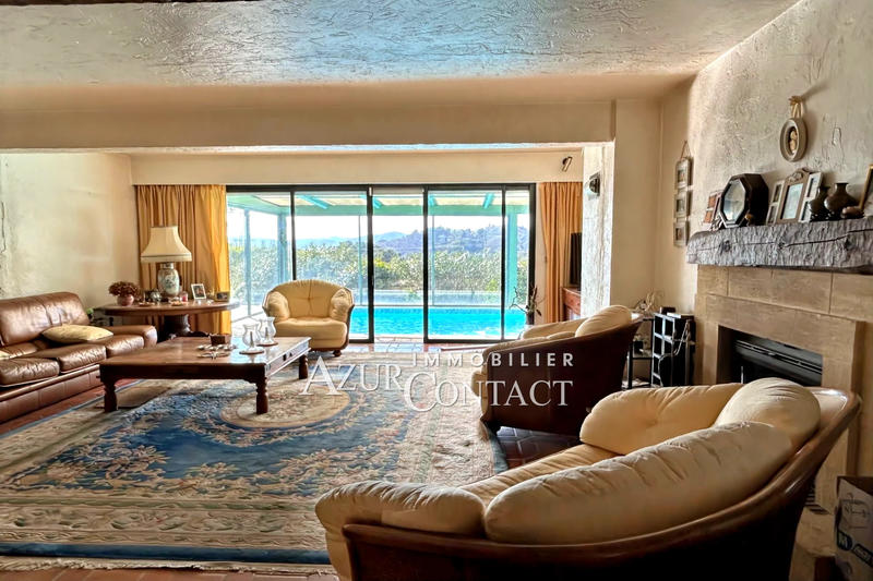 Maison - 200 m² - 6 pièces