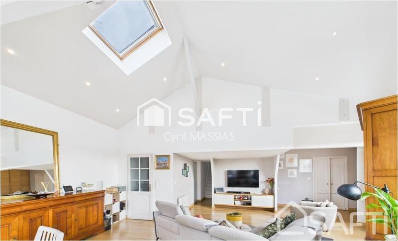 Appartement - 93 m² - 4 pièces