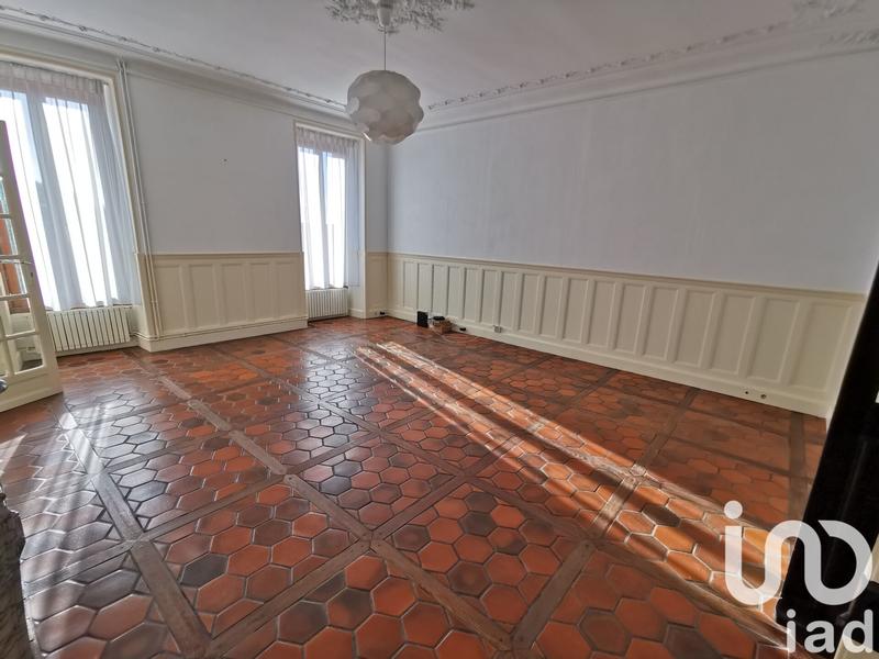 Maison - 183 m² - 7 pièces