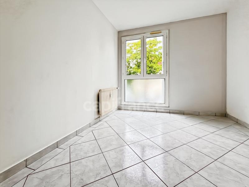 Appartement - 76 m² - 4 pièces