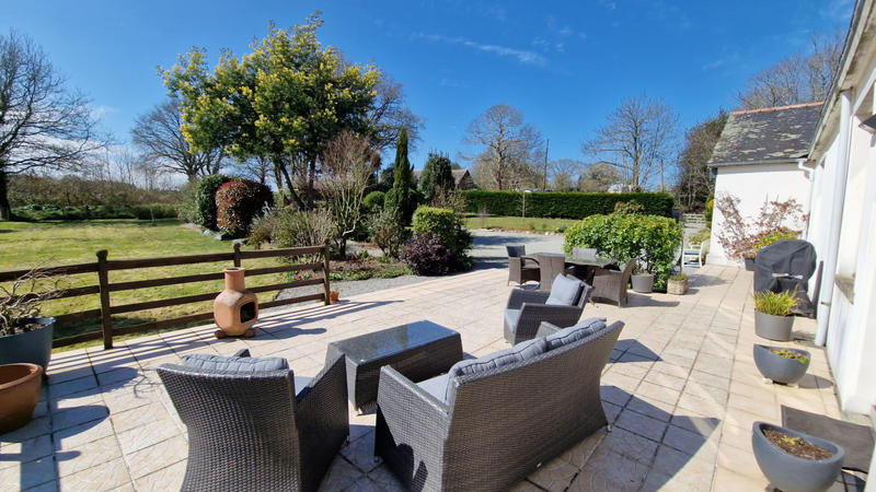 Maison - 213 m² - 6 pièces