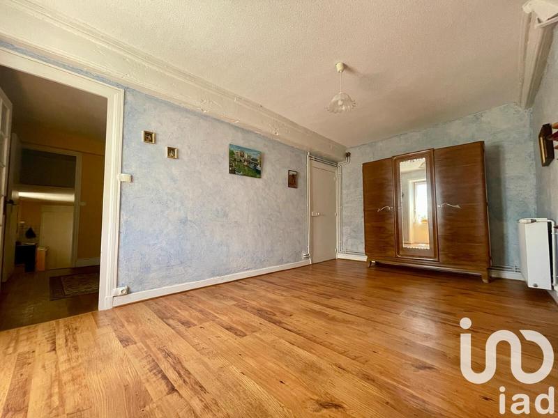 Maison - 185 m² - 7 pièces