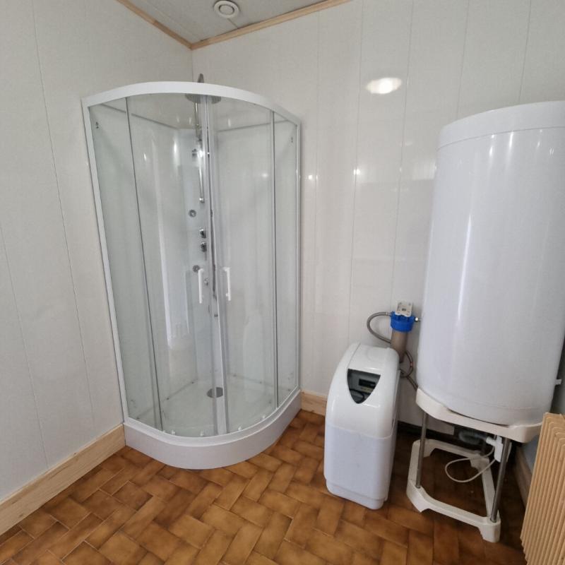 Maison - 640 m² - 3 pièces