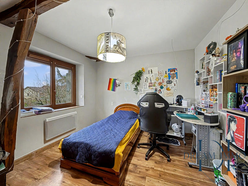 Maison - 166 m² - 6 pièces