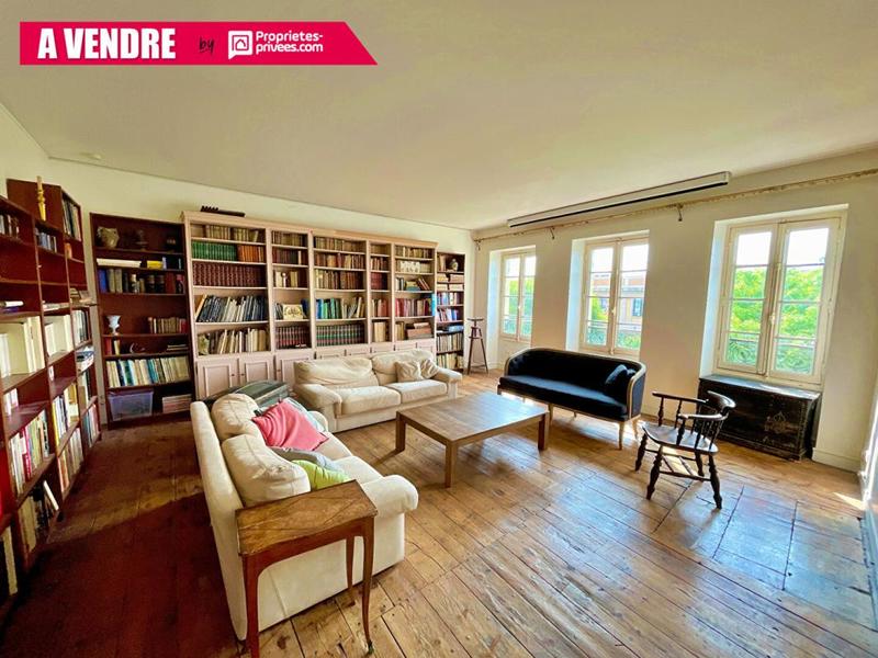 Appartement - 135 m² - 5 pièces