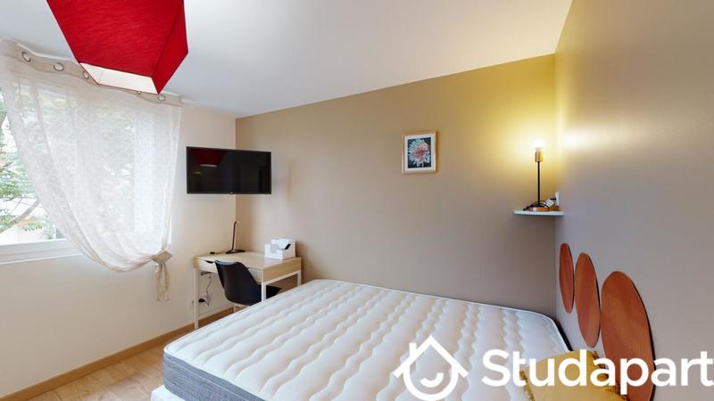 Chambre - 12 m² - 1 pièce