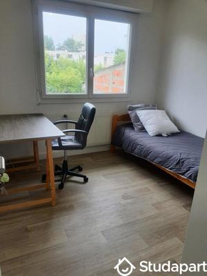 Chambre - 16 m² - 1 pièce