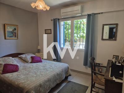 Villa - 186 m² - 8 pièces