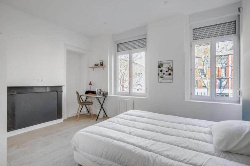 Chambre - 15 m² - 11 pièces