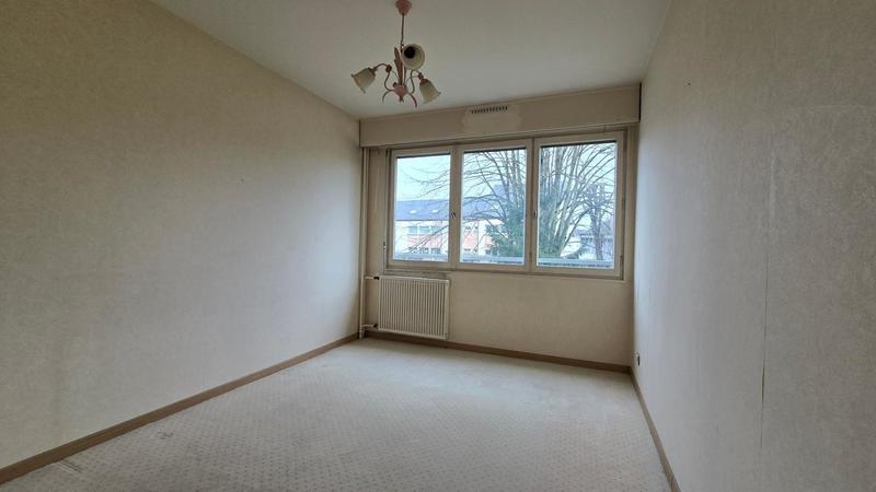 Appartement - 104 m² - 4 pièces