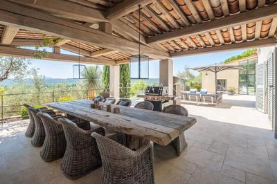 Villa - 320 m² - 7 pièces