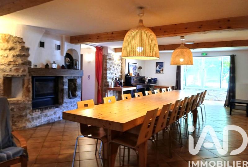 Appartement - 575 m² - 26 pièces