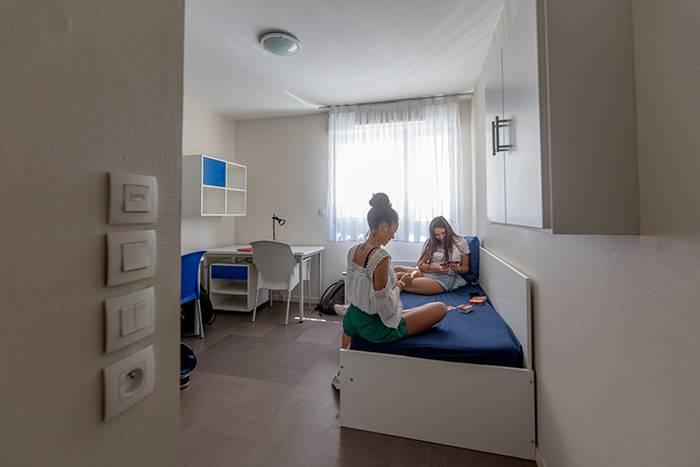 Studio - 18 m² - 1 pièce