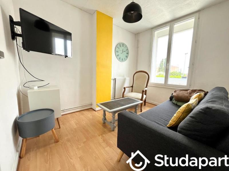 Chambre - 13 m² - 1 pièce