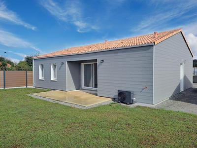 Maison - 94 m² - 4 pièces