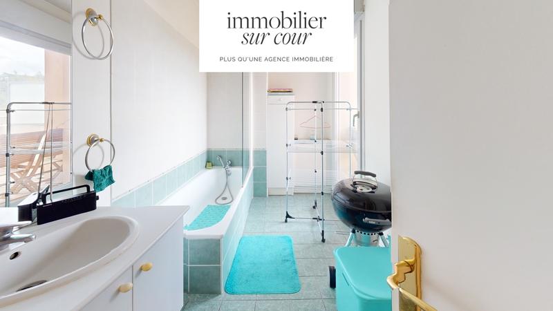 Appartement - 109 m² - 5 pièces