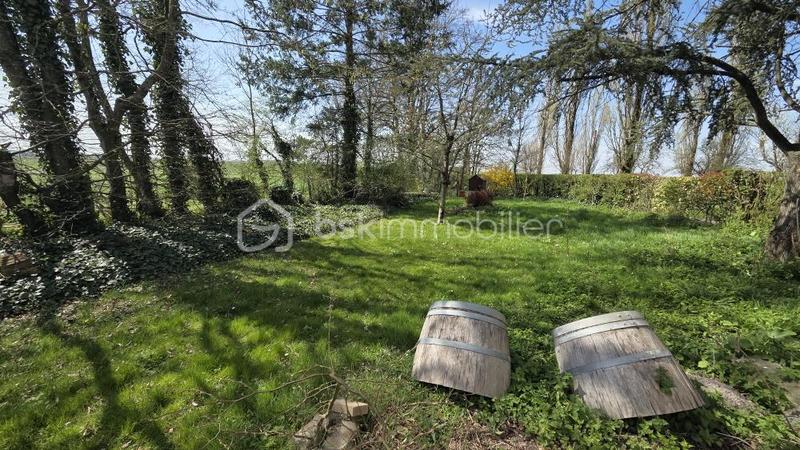 Maison - 200 m² - 9 pièces