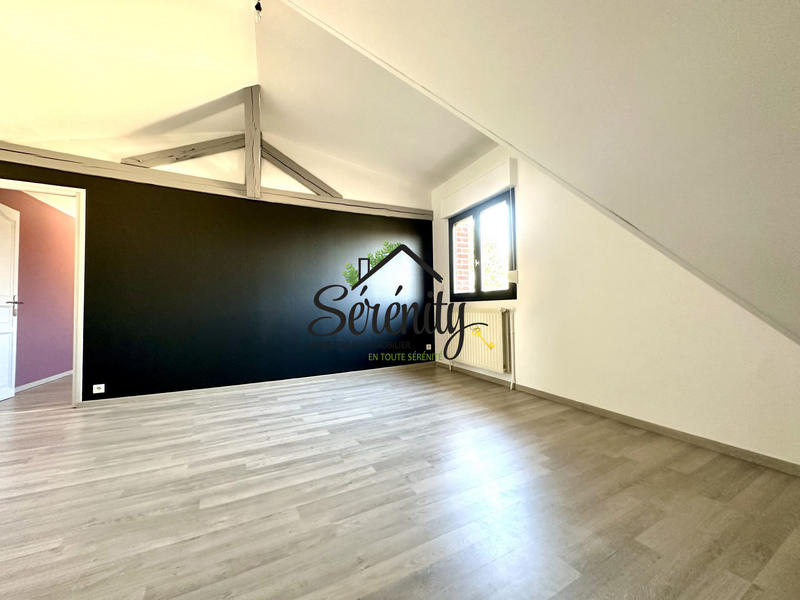 Maison - 90 m² - 5 pièces