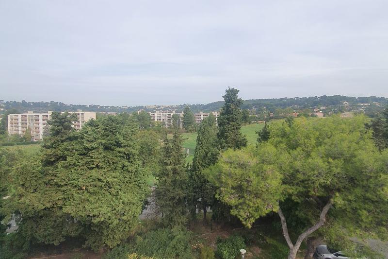 Appartement - 101 m² - 5 pièces