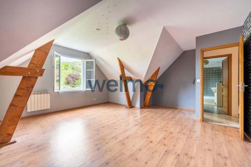 Maison - 166 m² - 6 pièces