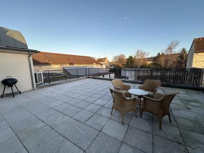 Appartement - 80 m² - 3 pièces