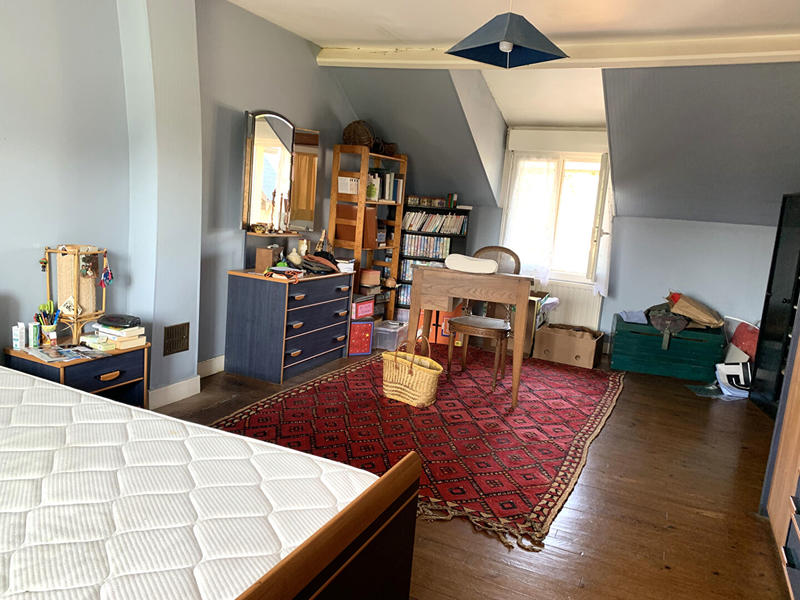 Maison - 134 m² - 7 pièces