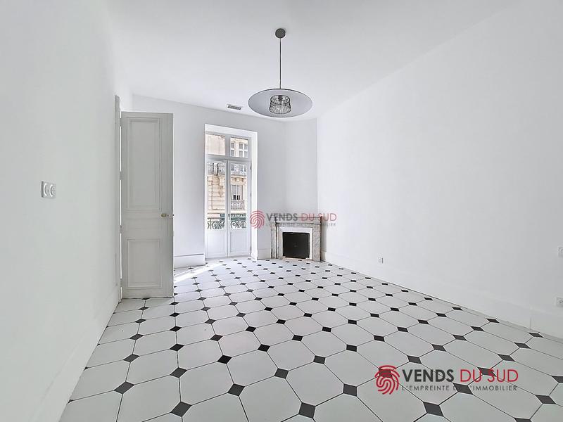 Appartement - 98 m² - 3 pièces