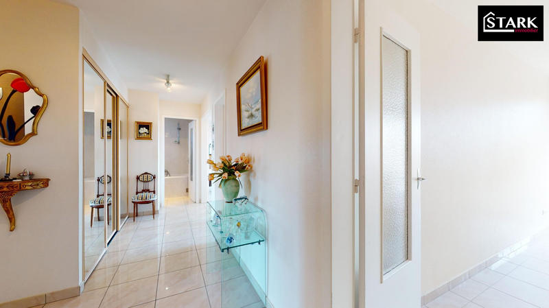 Appartement - 120 m² - 5 pièces