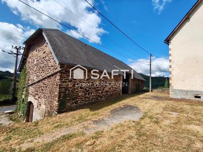 Maison - 136 m² - 8 pièces