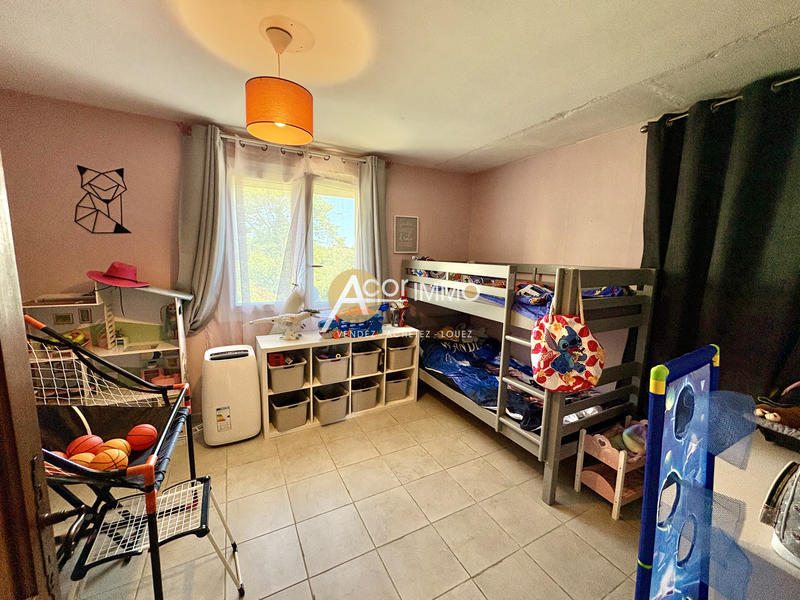 Maison - 211 m² - 9 pièces