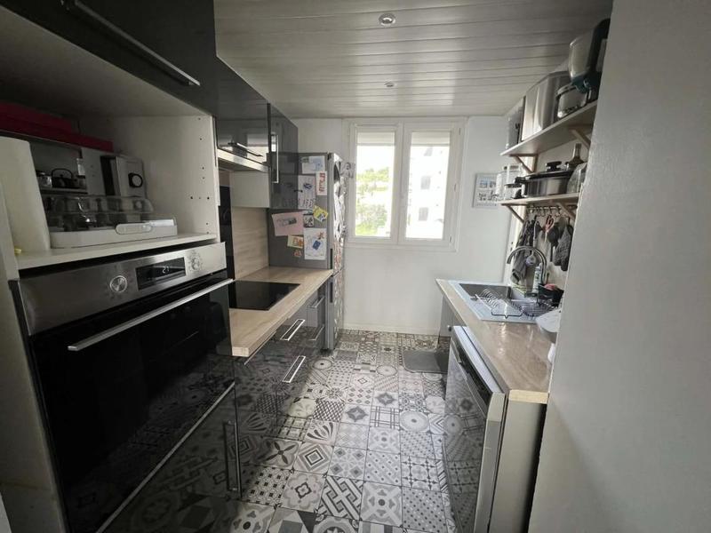 Appartement - 70 m² - 4 pièces