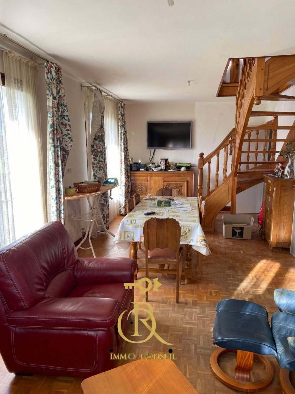 Pavillon - 94 m² - 5 pièces