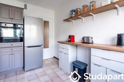 Chambre - 12 m² - 1 pièce