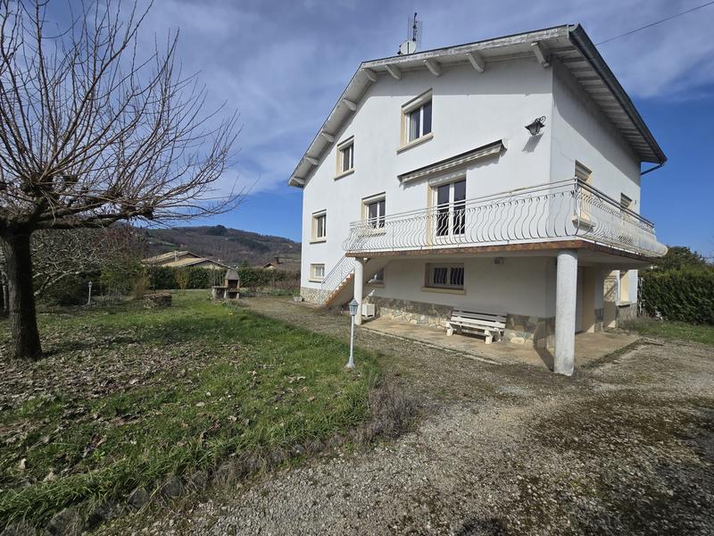 Maison - 162 m² - 6 pièces