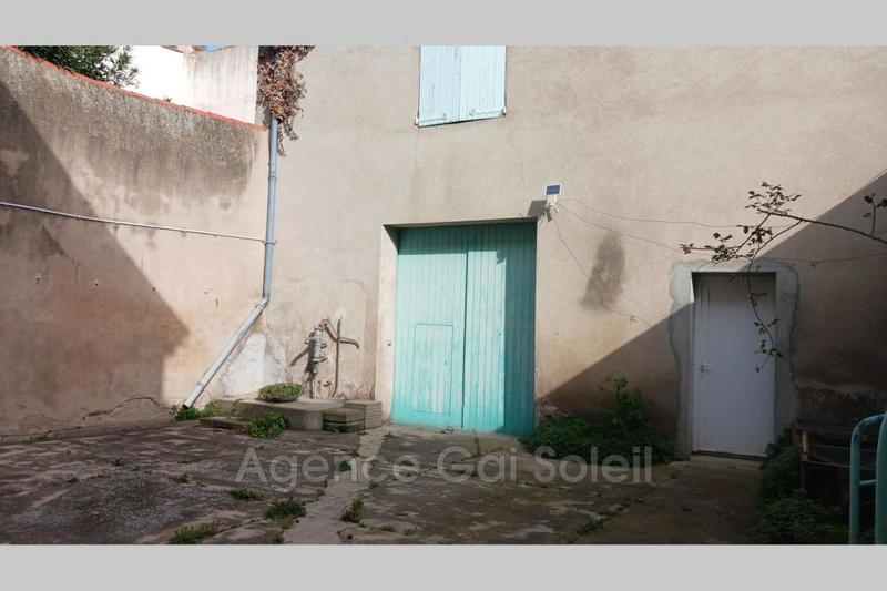 Maison - 290 m² - 6 pièces