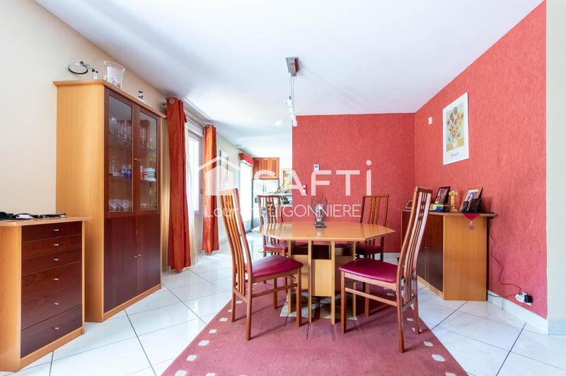 Maison - 180 m² - 7 pièces