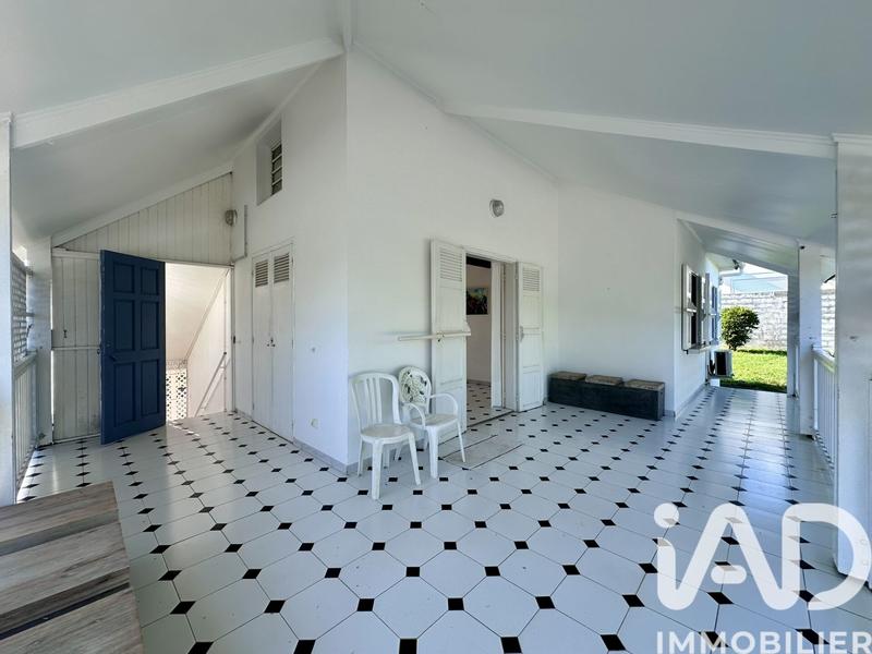 Maison - 170 m² - 5 pièces