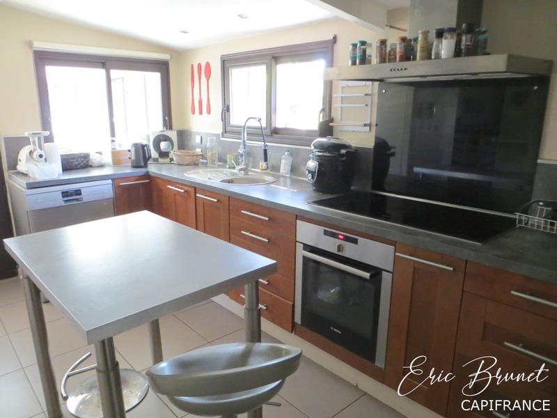 Maison - 171 m² - 6 pièces