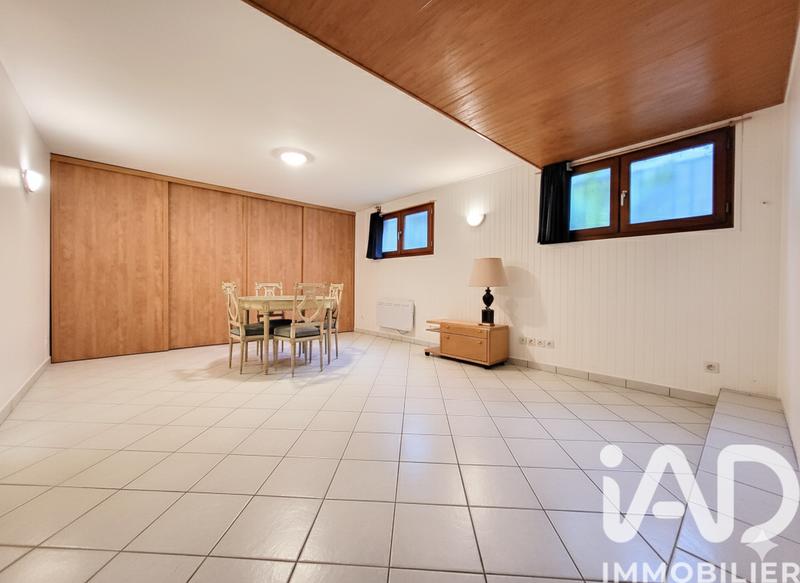 Maison - 192 m² - 8 pièces