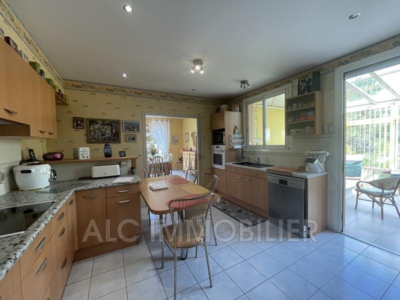 Maison - 190 m² - 5 pièces