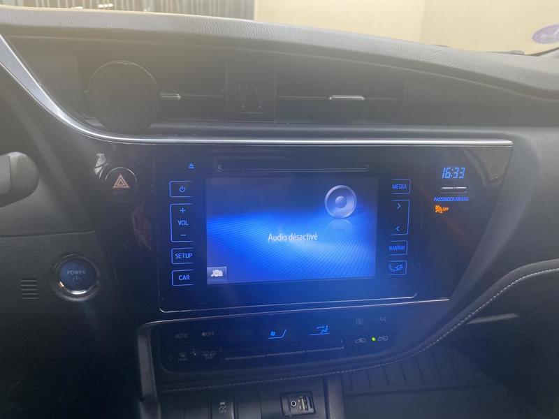 Toyota Auris 1.8 Vvti Hsd hybride 99 ch