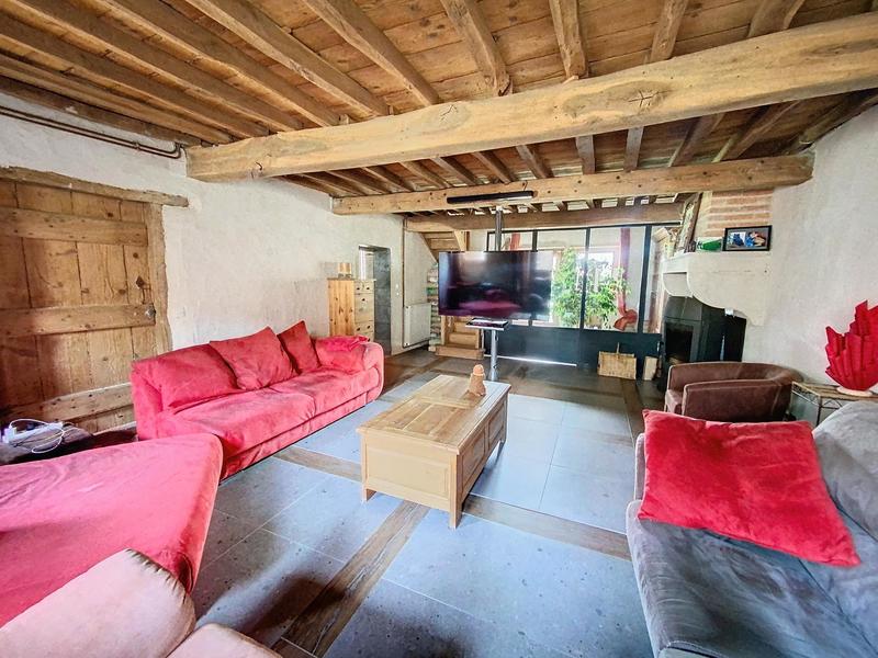 Maison - 220 m² - 5 pièces