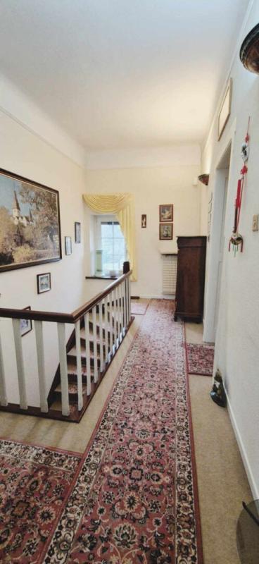 Maison - 210 m² - 7 pièces