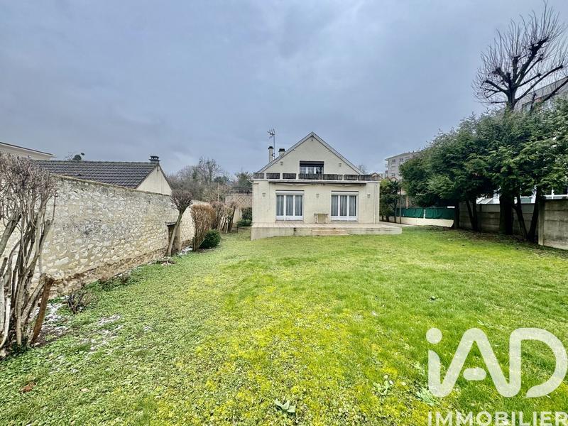 Maison - 189 m² - 5 pièces