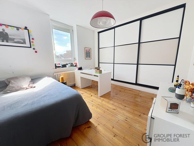 Maison - 163 m² - 8 pièces