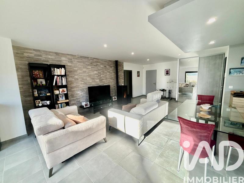 Maison - 120 m² - 4 pièces