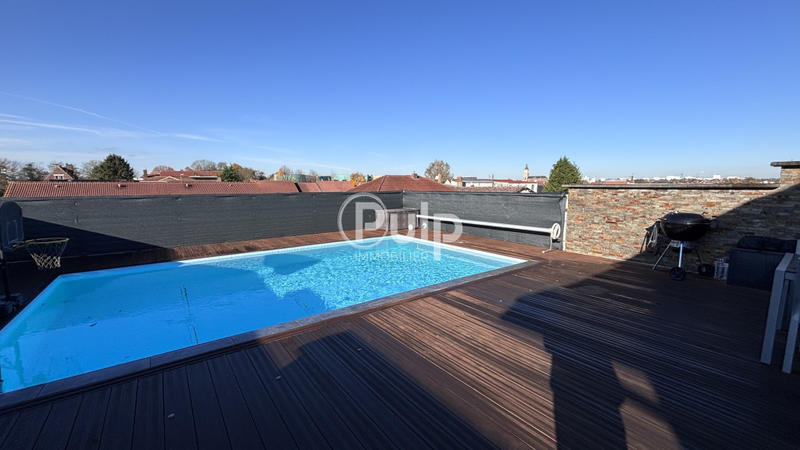 Villa - 197 m² - 6 pièces