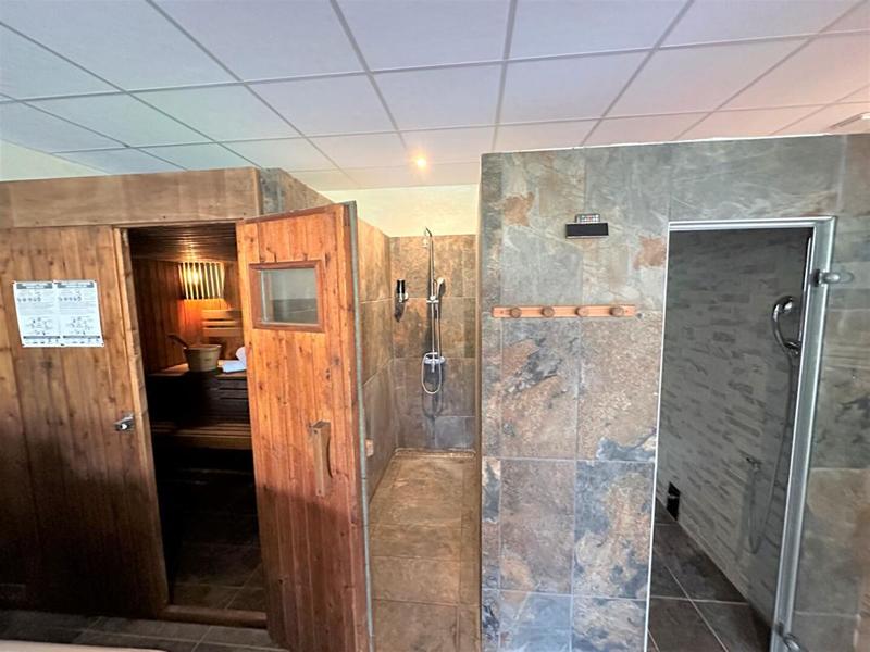 Villa - 410 m² - 7 pièces