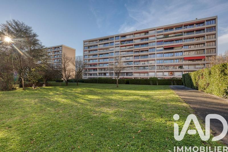 Appartement - 98 m² - 4 pièces